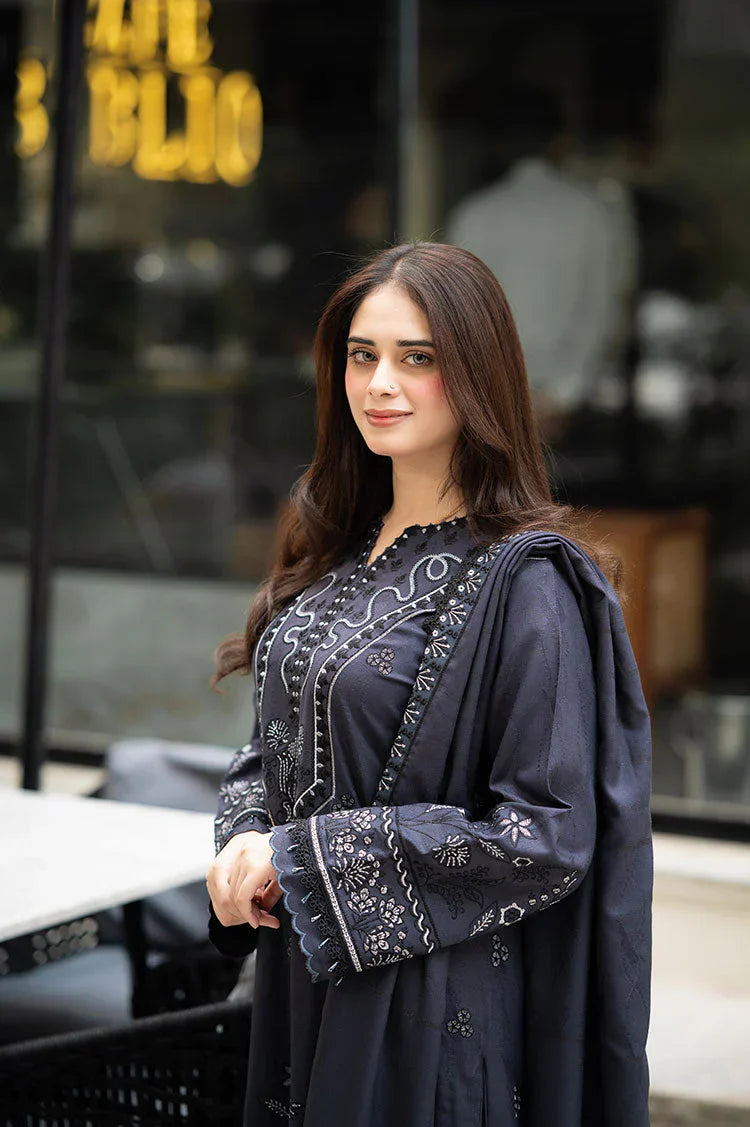 CF1203 Libass - Winter 3PC Dhanak Embroidered Suit