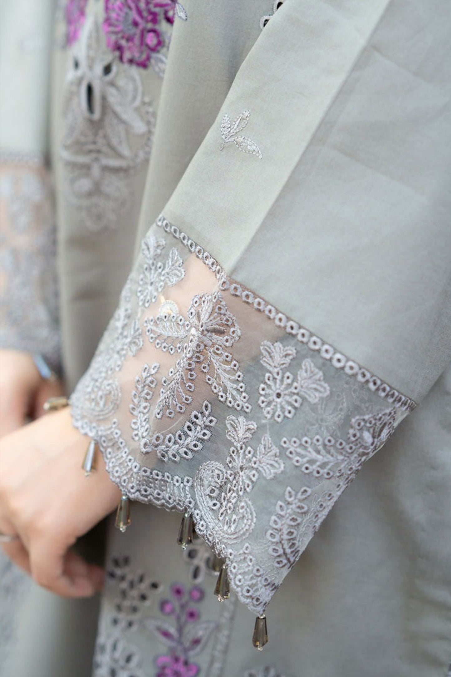 CF1126-LIBAAS-3PC DHANAK EMBROIDERED SHIRT WITH CHIFFON EMBROIDERED DUPATTA