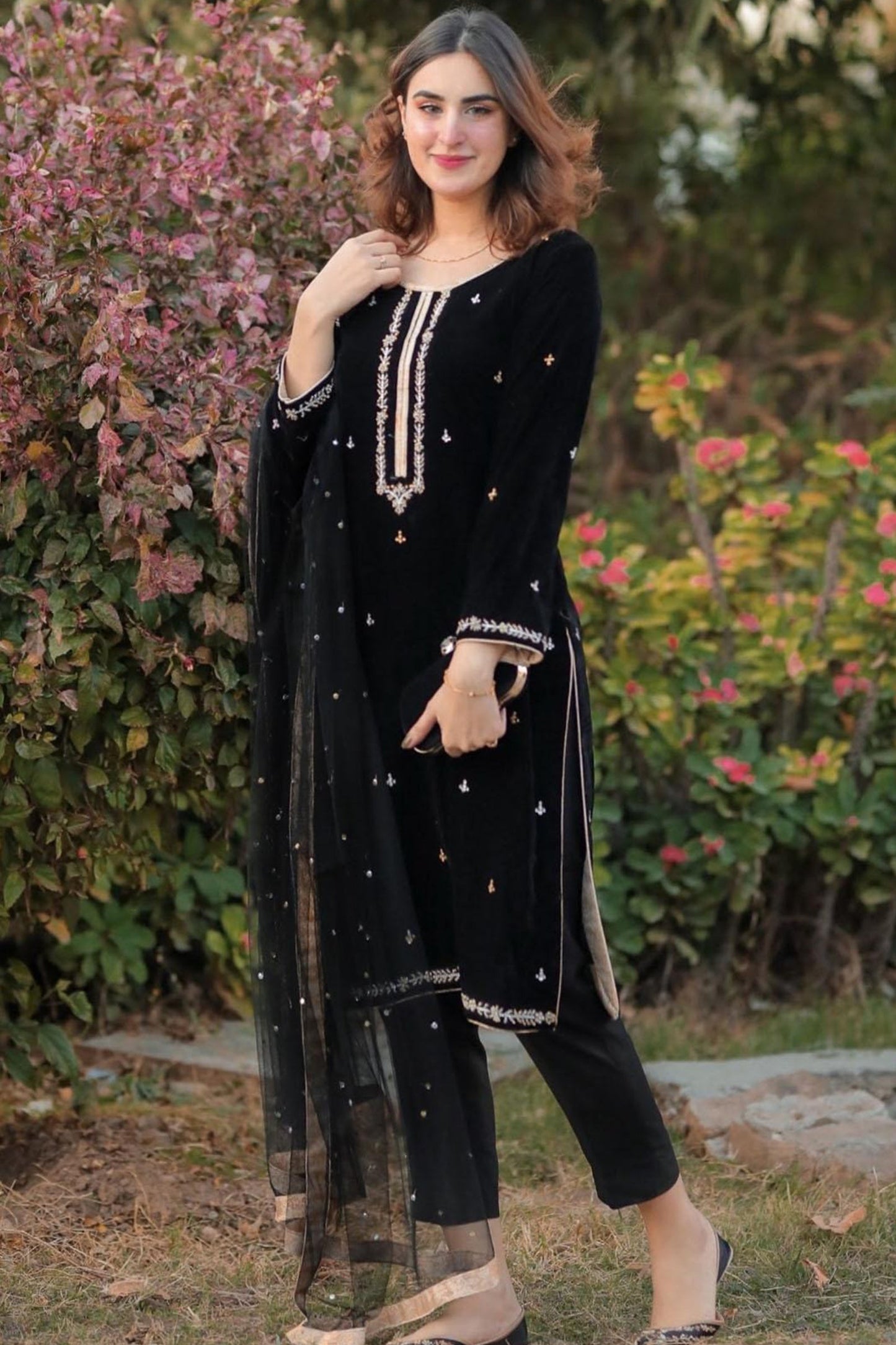 CF409-WINTER Velvet Embroidered Dress With Organza embroidered Dopata