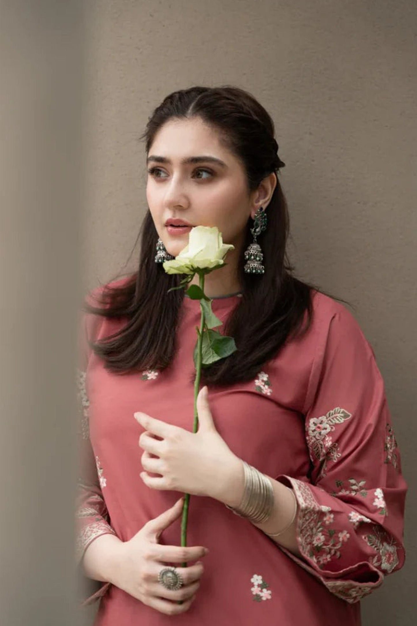 CF865- 2PC Dhanak wool Embroidered Suit