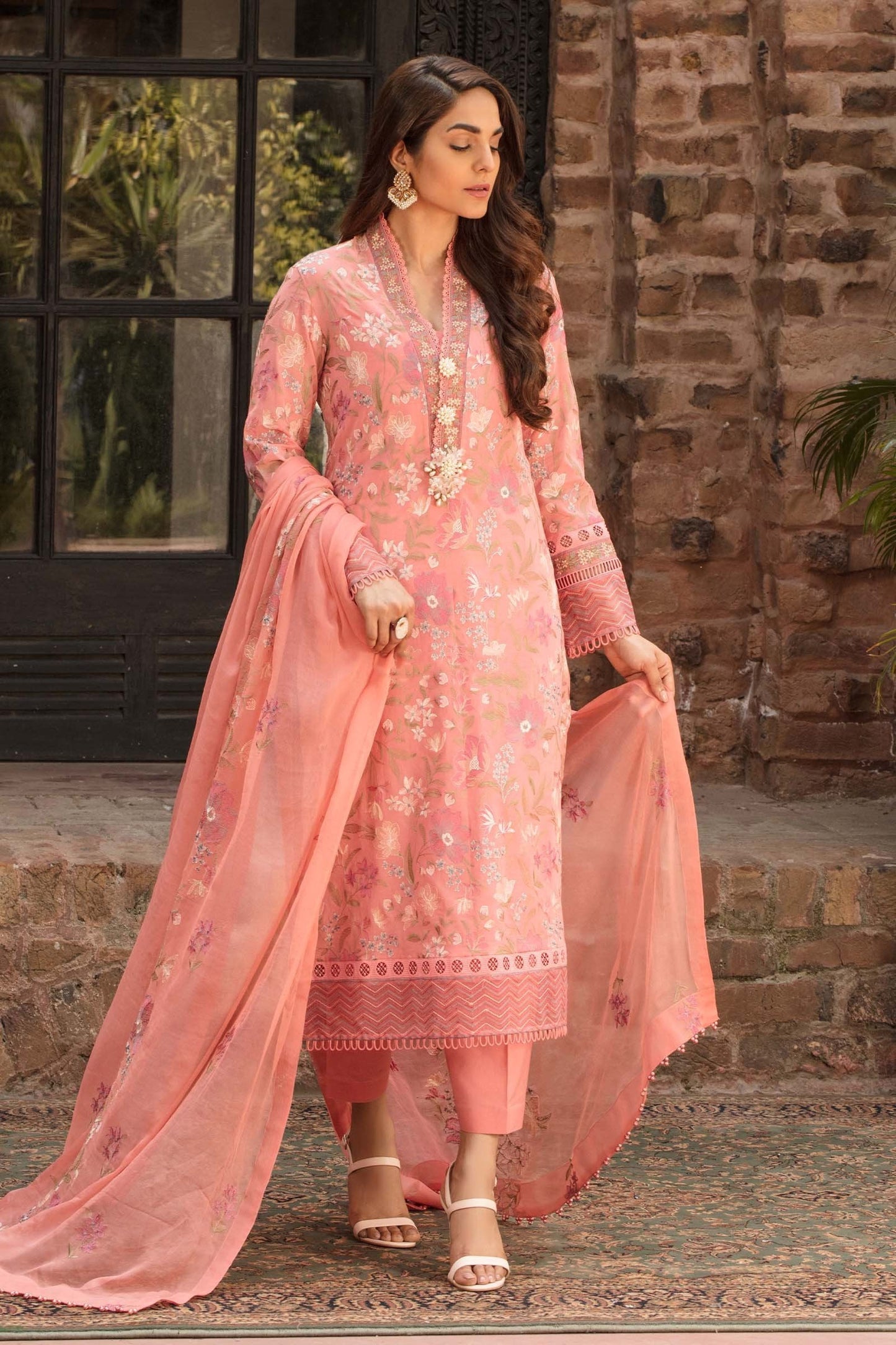 CF009-Bareeze -Embroided 3pc Lawn dress with embroidered chiffon dupatta