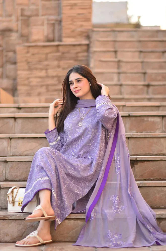 Breeze  CF1020 3PC Lawn Embroidered Suit
