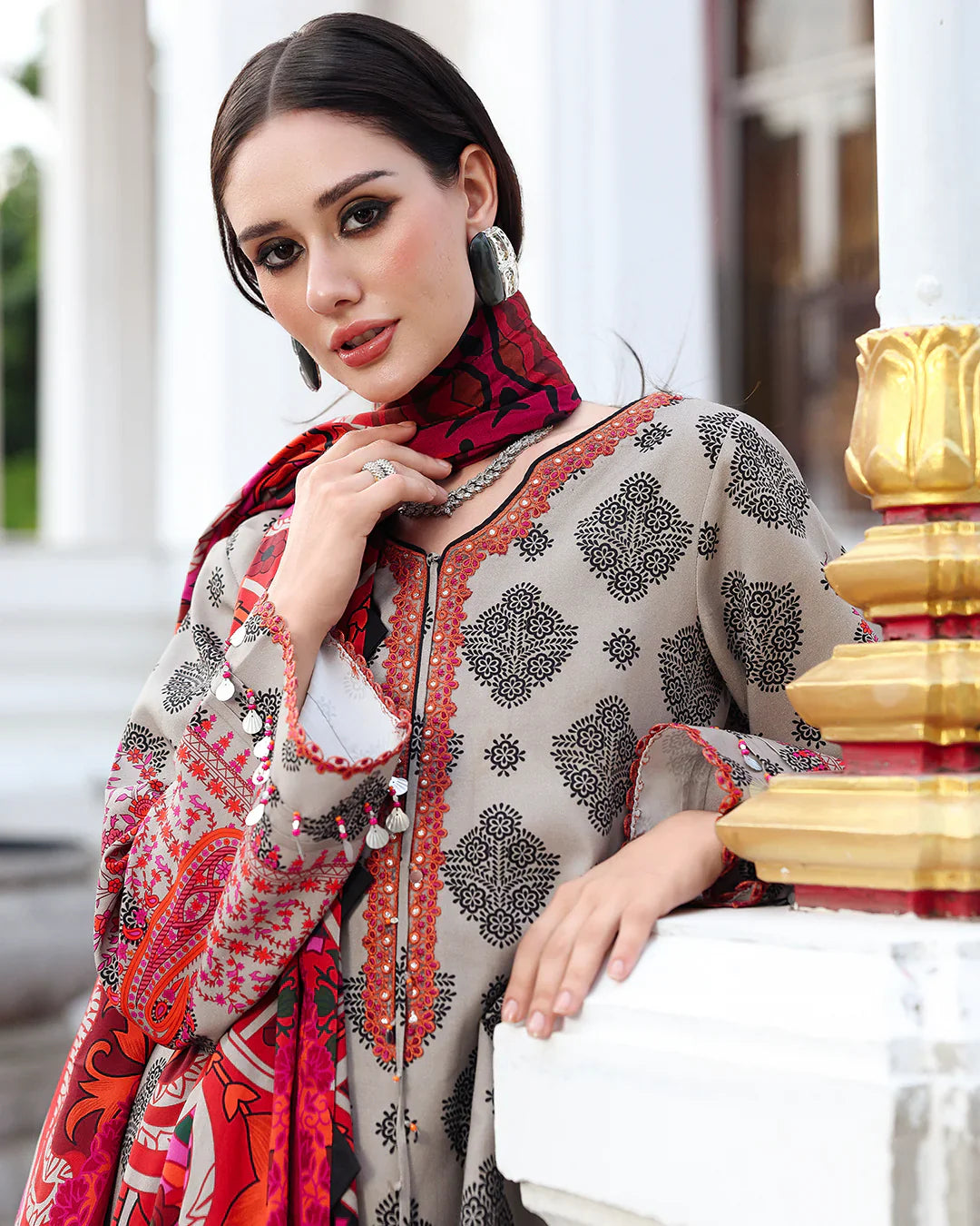 CF1230 Winter 3PC Karandi Digital Print Dress