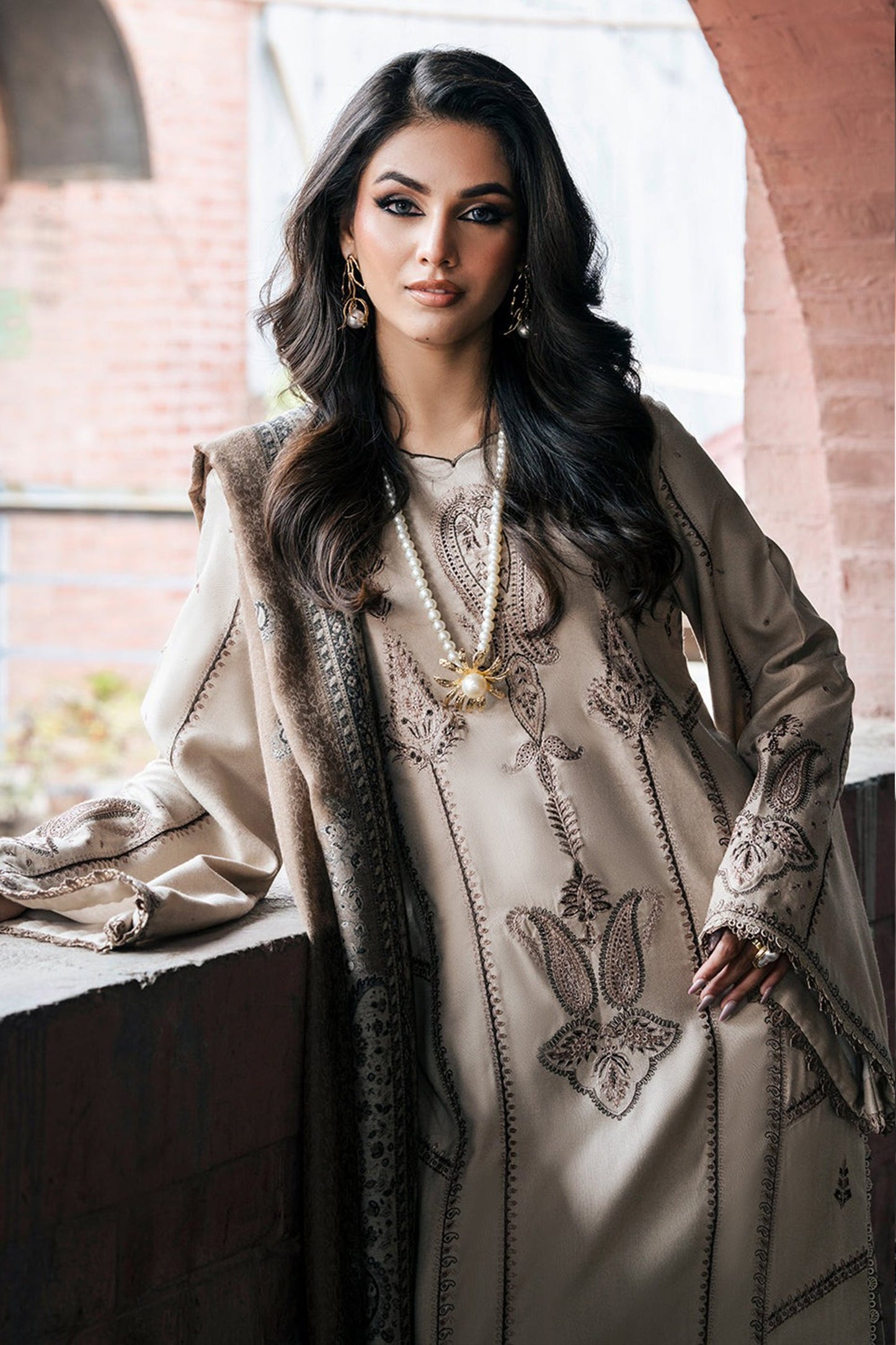 CF1117-Winter  Jazmin 3PC Dhanak Embroidered Suit -