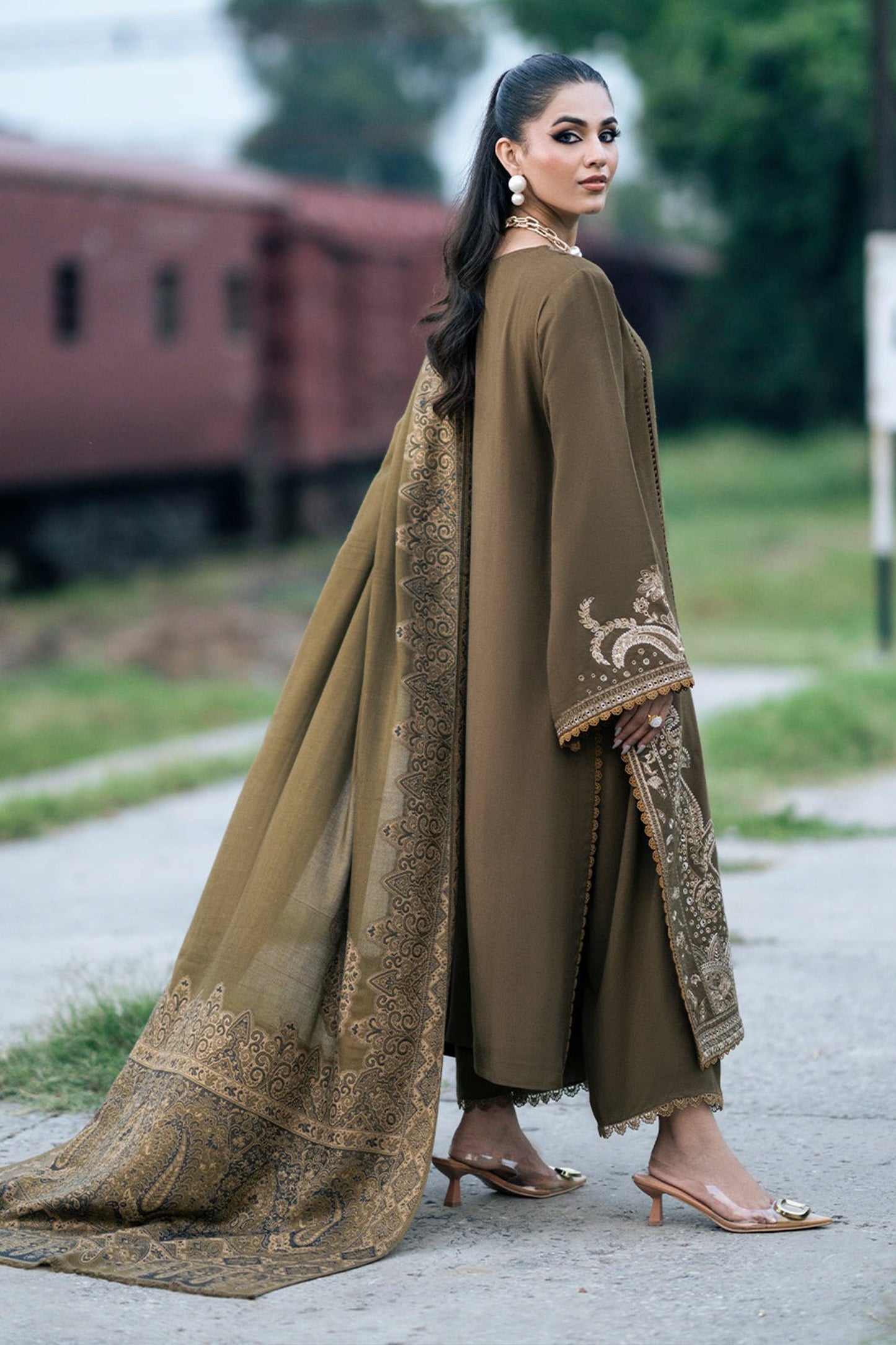 CF1116 - Winter  Jazmin 3PC Dhanak Embroidered Suit