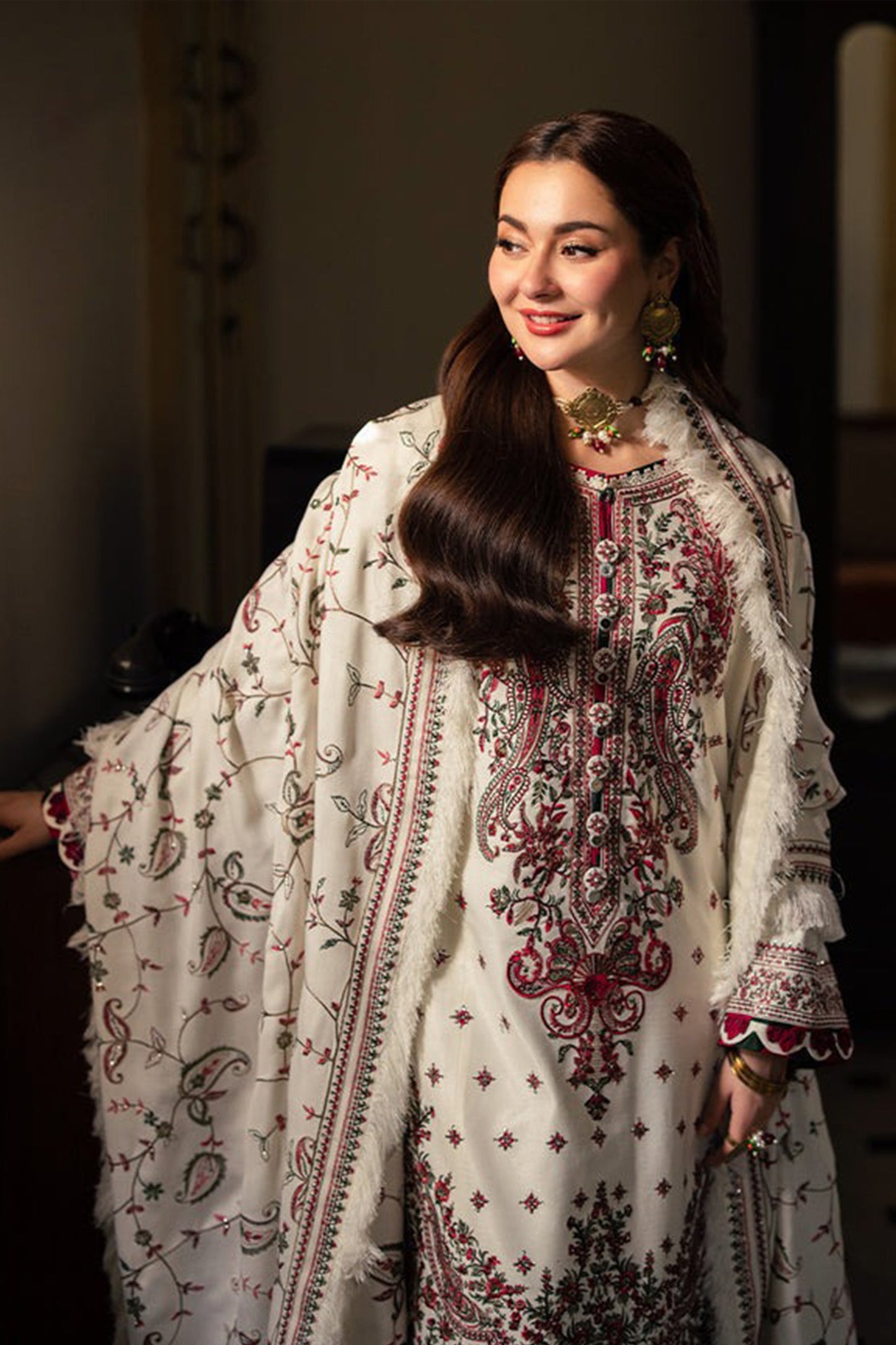 CF1120-Winter ASIM JOFA-3PC DHANAK EMBROIDERED SHIRT WITH DHANAK EMBROIDERED SHAWL