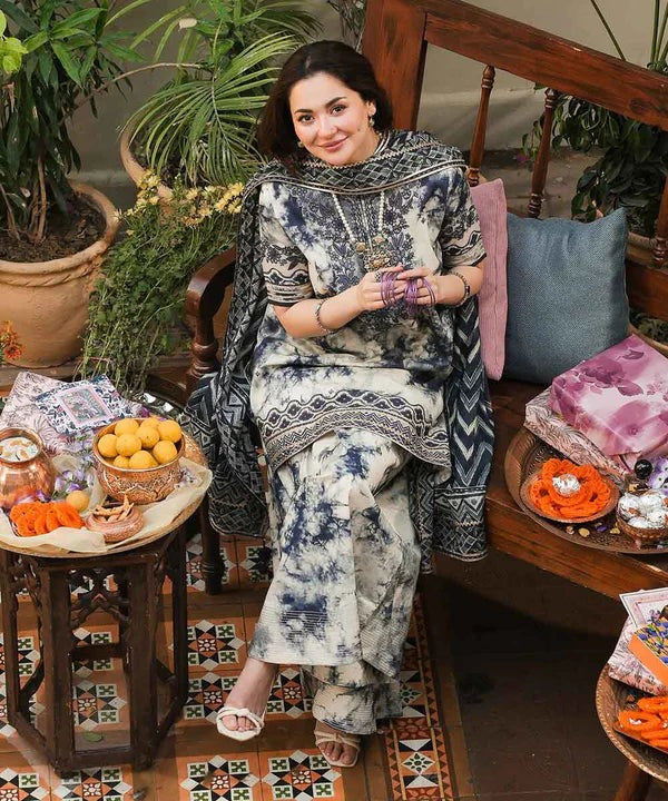 CF1205-Faiza Saqlain 3PC Embroidery Dhanak Printed Suit