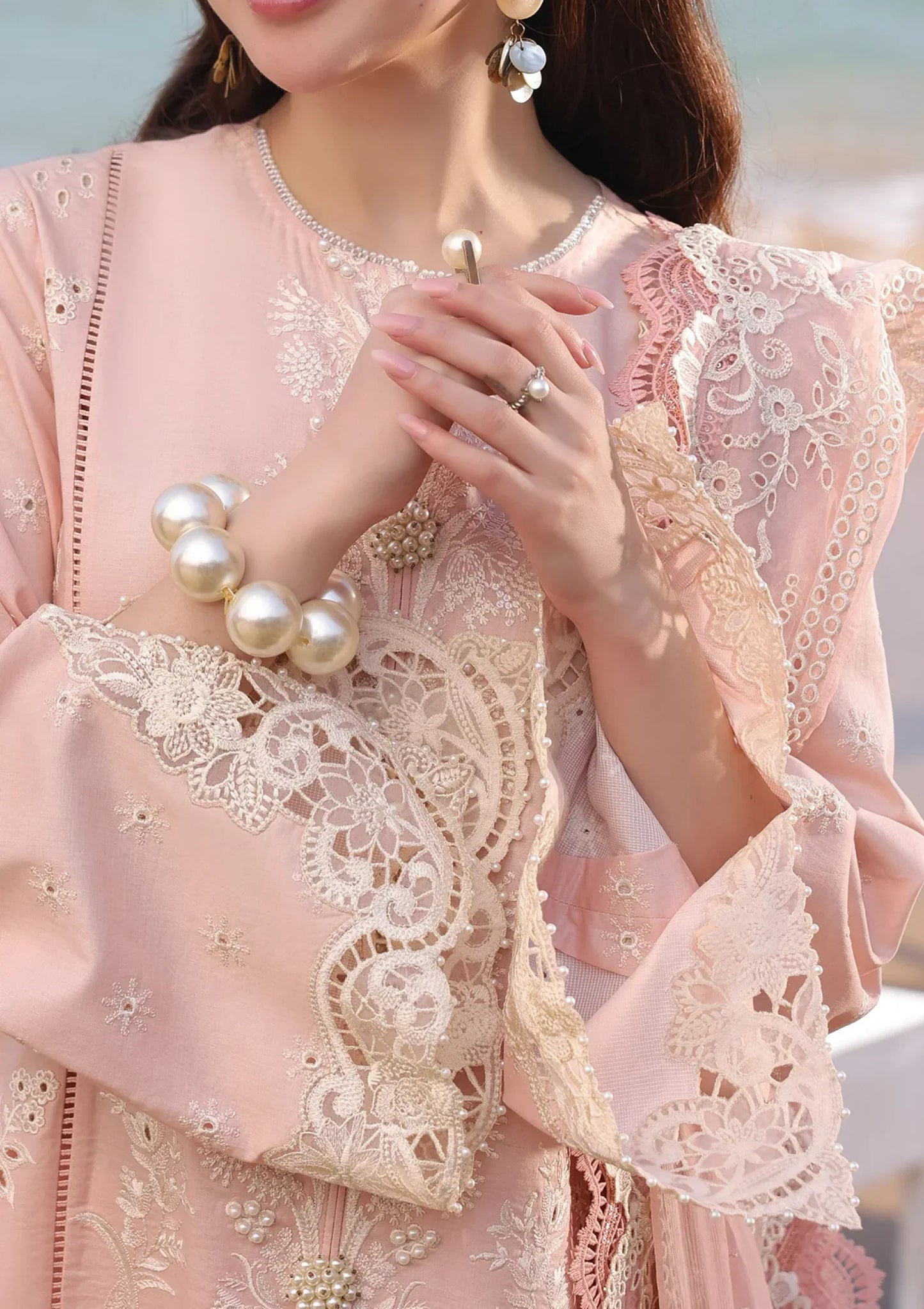 CF1042 - Imrozia Serene Hania Luxury Lawn 3Pc Suit