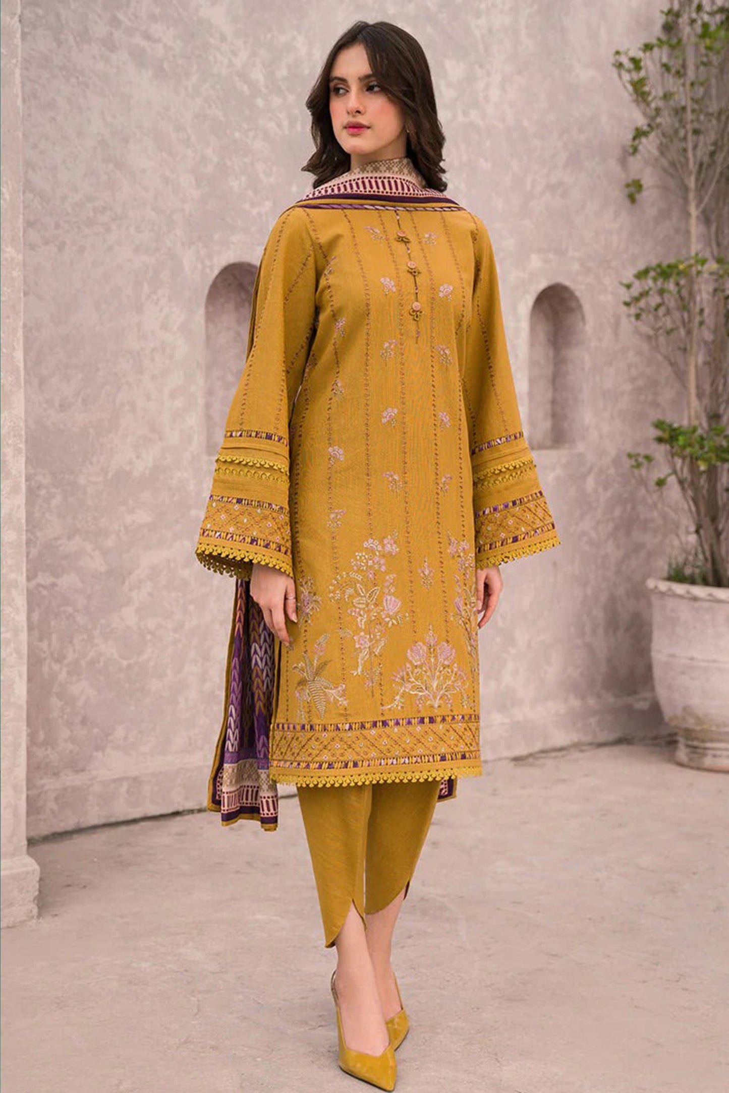 CF618-Jazmin WINTER 3PC Dhanak Embroidered suit with Printed Shawll