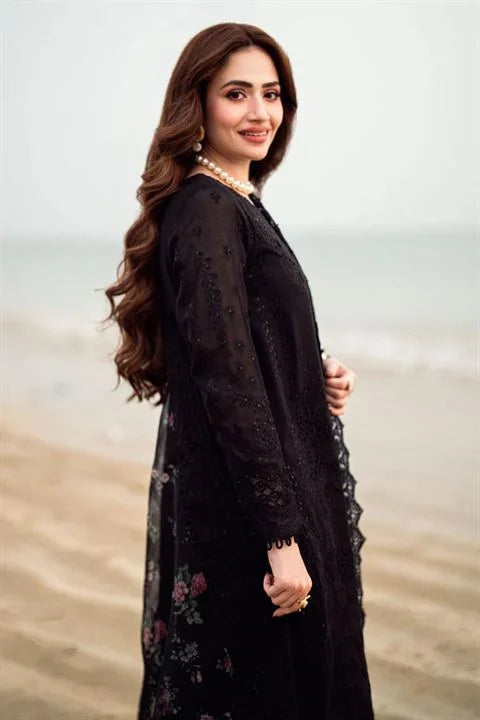 CF1041 - Nureh 3PC Lawn ChickenKari Embroidered