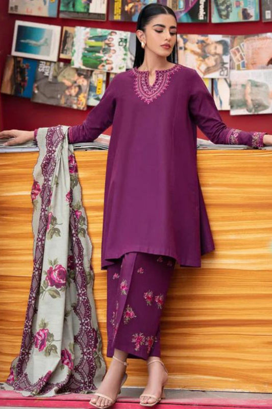CF581-WINTER 3PC Dhanak Embroidered suit with Printed Shawll