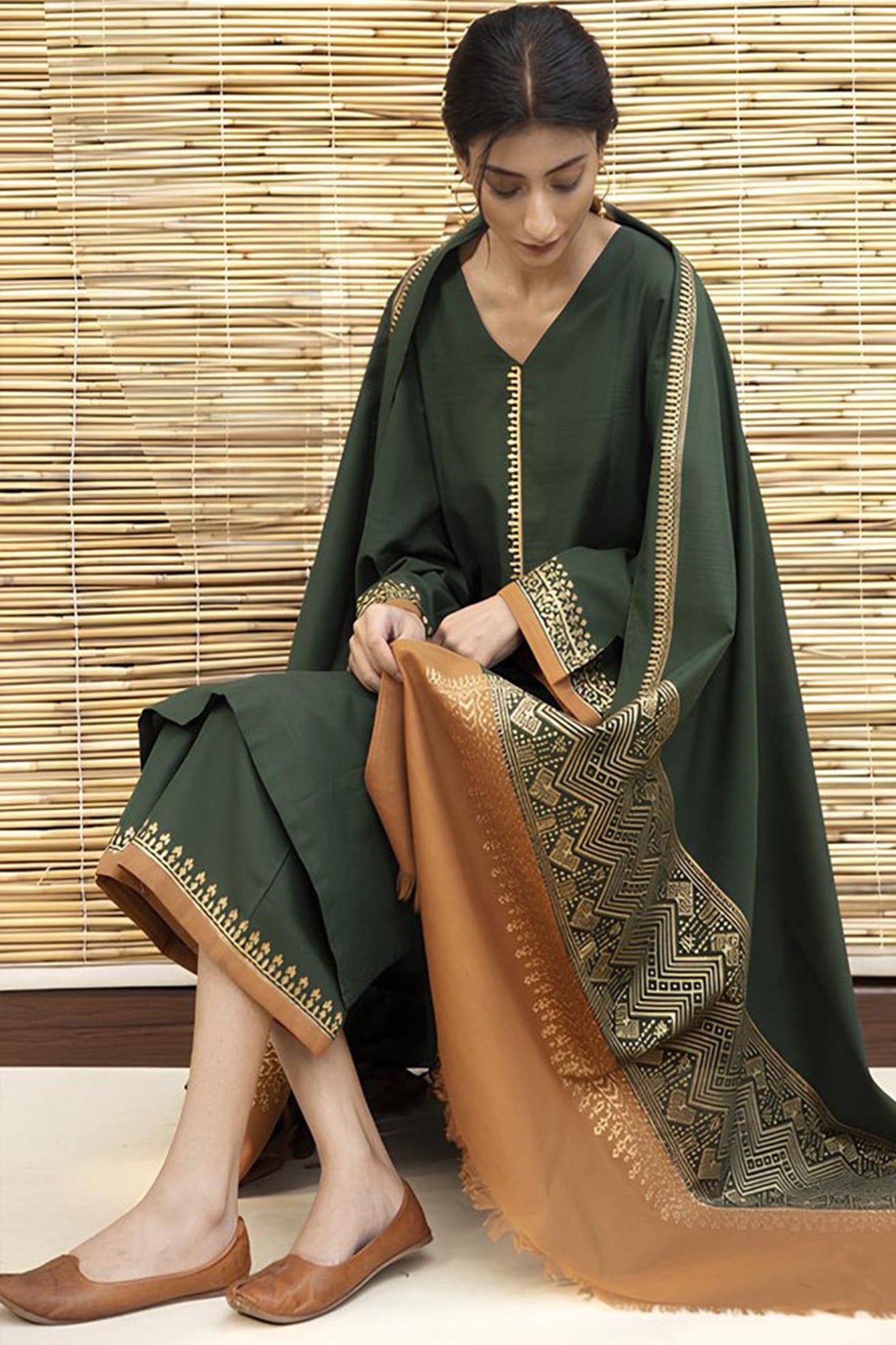 CF411-WINTER 3PC Dhanak suit with  Printed Shawll