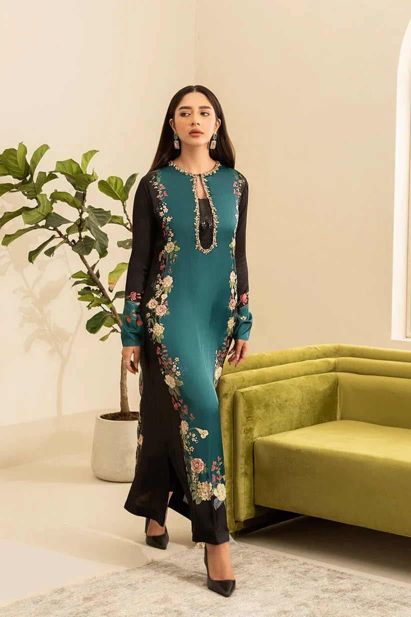 CF828-3PC-WINTER Unstitched shamoz  silk fabric in floral print.