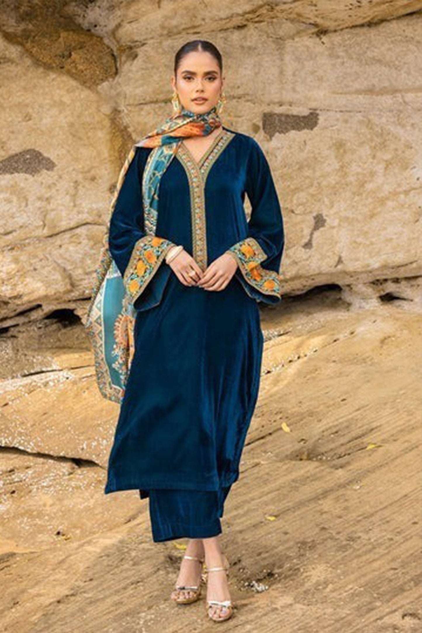 CF821-Winter Velvet Embroidered printed duppatta Winter Collection