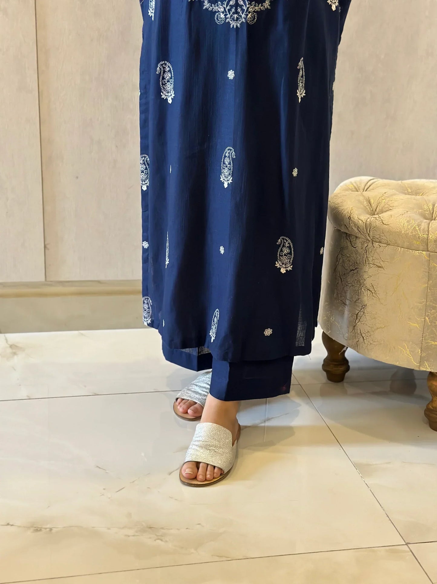 CF1066 - Urge - 2PC Lawn Embroidered Suit