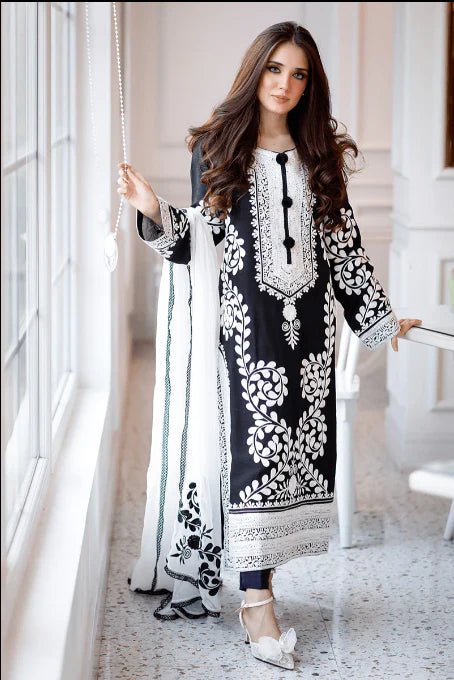 CF151-3PC Lawn Embroidered Shirt With Embroidered Chiffon Dupatta